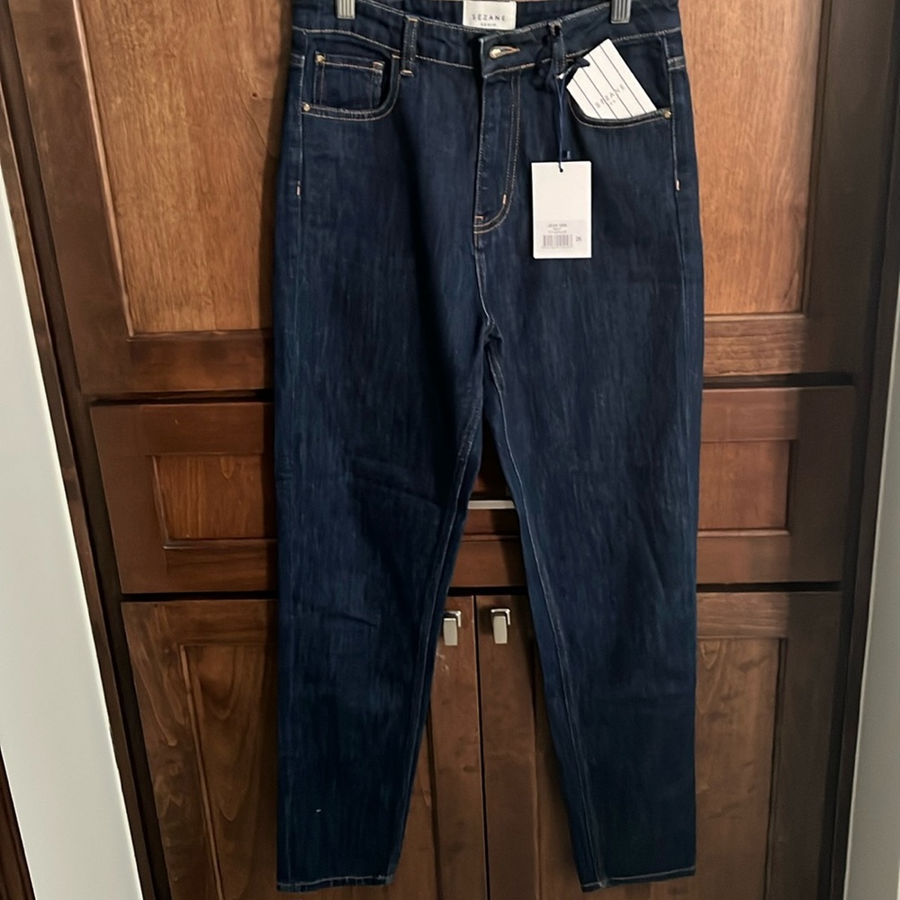 New never worn jeans from Sézane. Beautiful dark blue color.